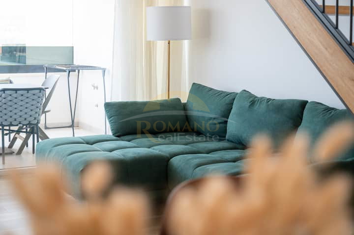 Attico con due camere da letto a Trogir con terrazza sul tetto